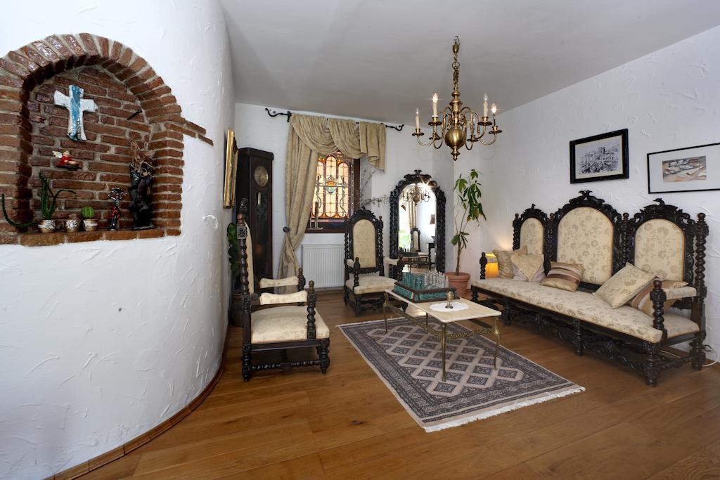 Villa Castello Rausch Valkarin Esterno foto