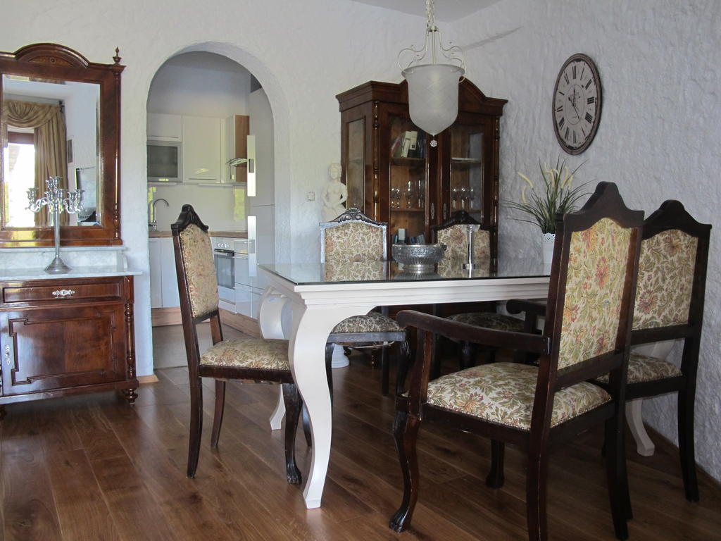 Villa Castello Rausch Valkarin Esterno foto